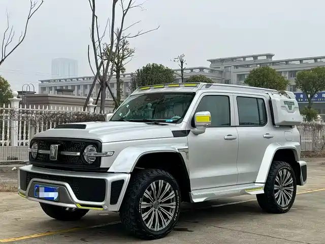 Chaojingqiche Tank 300