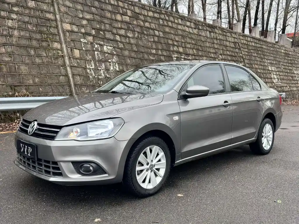 Купить Volkswagen Jetta