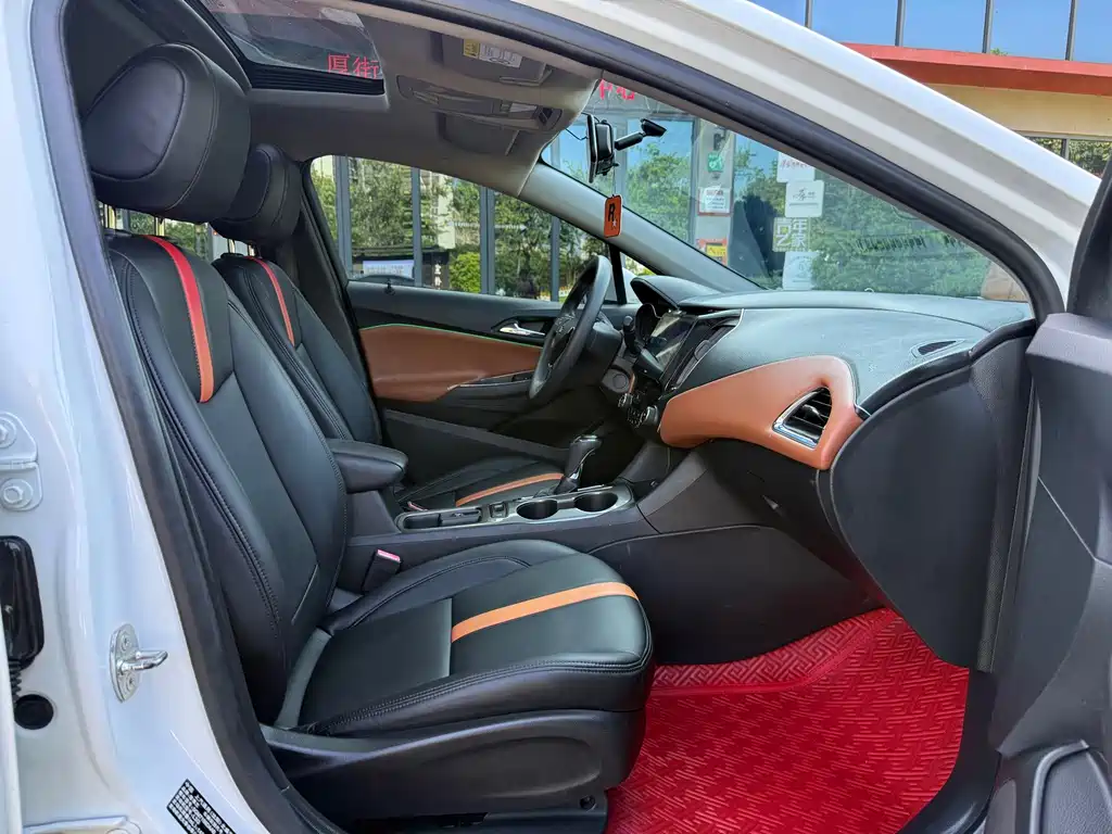 Chevrolet Cruze 320 Auto Pioneer Sunroof Edition, фото 14