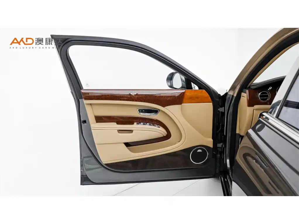 Bentley Mulsanne — миниатюра 10