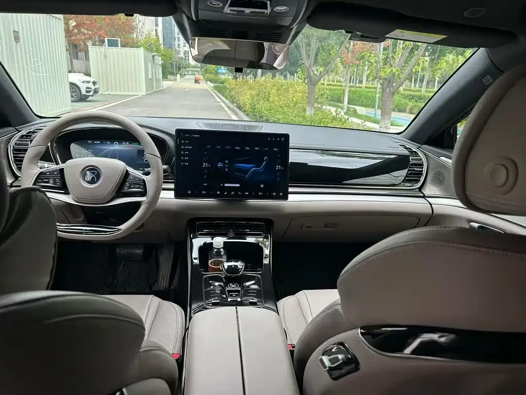 BYD Han — миниатюра 5