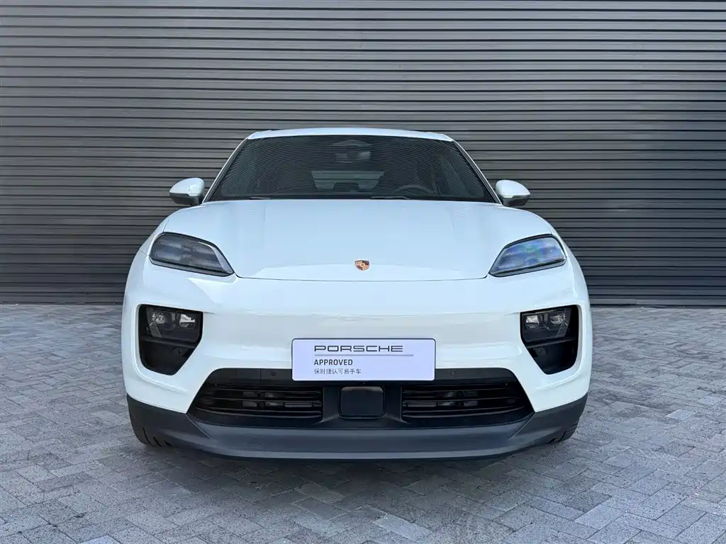 Porsche Macan EV — миниатюра 6
