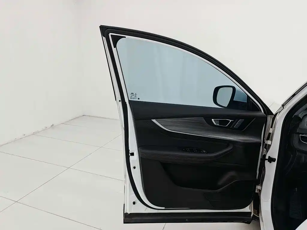 Chery Tiggo 8 PLUS Kunpeng e+ PHEV 1.5T Wind Style e+, фото 11