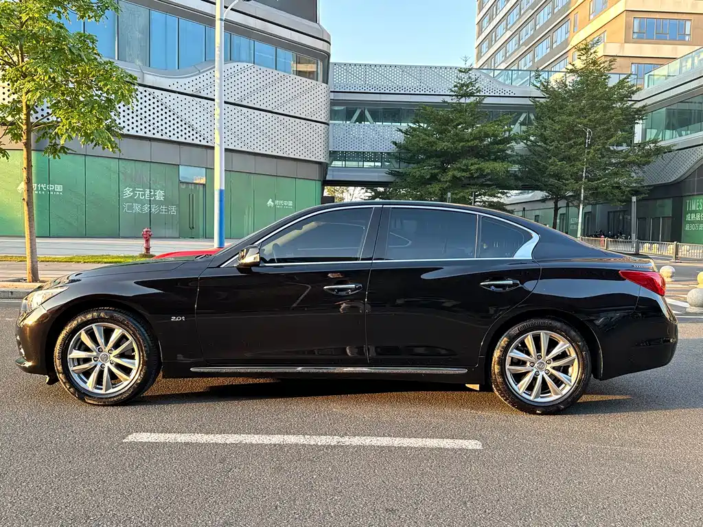 Infiniti Q50L — миниатюра 4