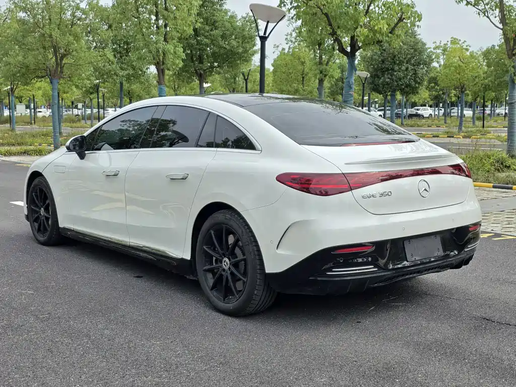 Mercedes-Benz EQE — миниатюра 6