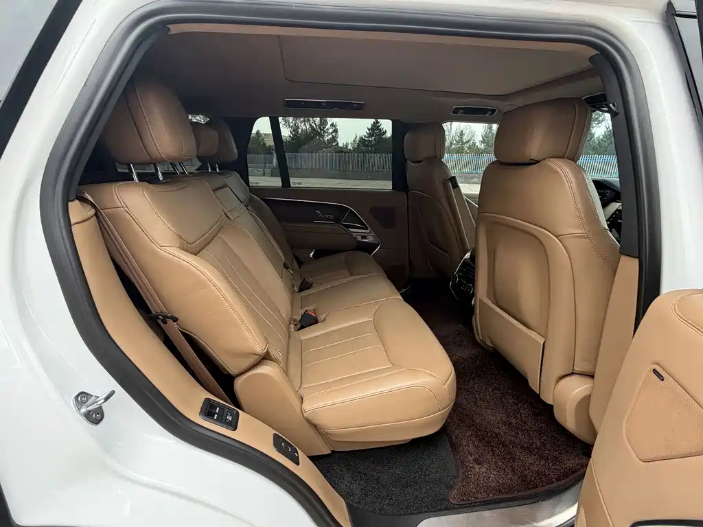 Land Rover Range Rover — миниатюра 16