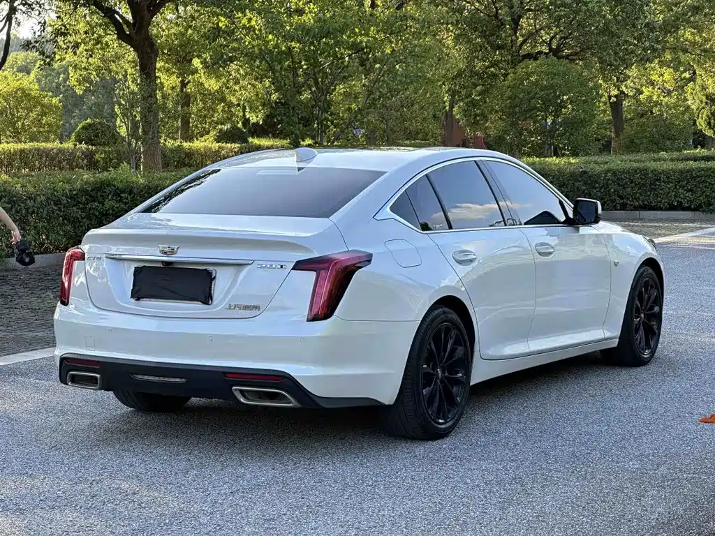 Cadillac CT5 — миниатюра 7
