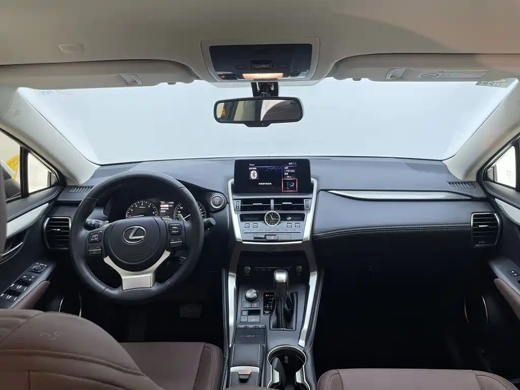 Lexus NX — миниатюра 24