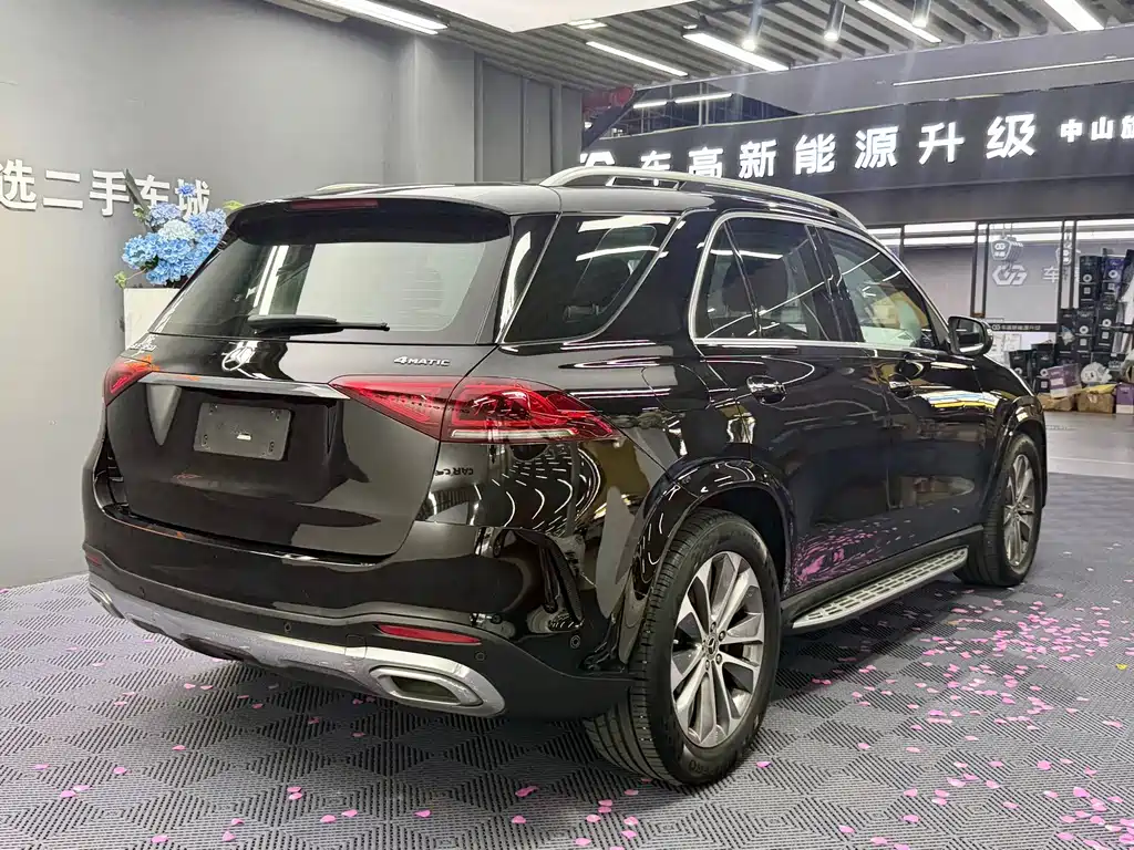 Mercedes-Benz GLE (Import) — миниатюра 14