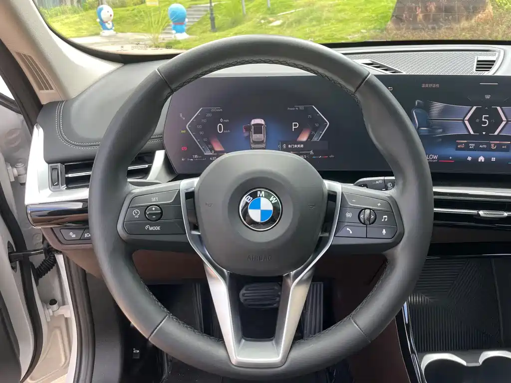 BMW X1 — миниатюра 10
