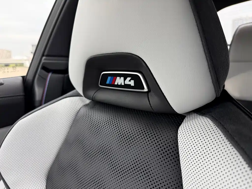 BMW M4 — миниатюра 15