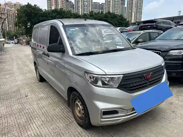 WULING AUTOMOBILE WULING HONGGUANG V 2023