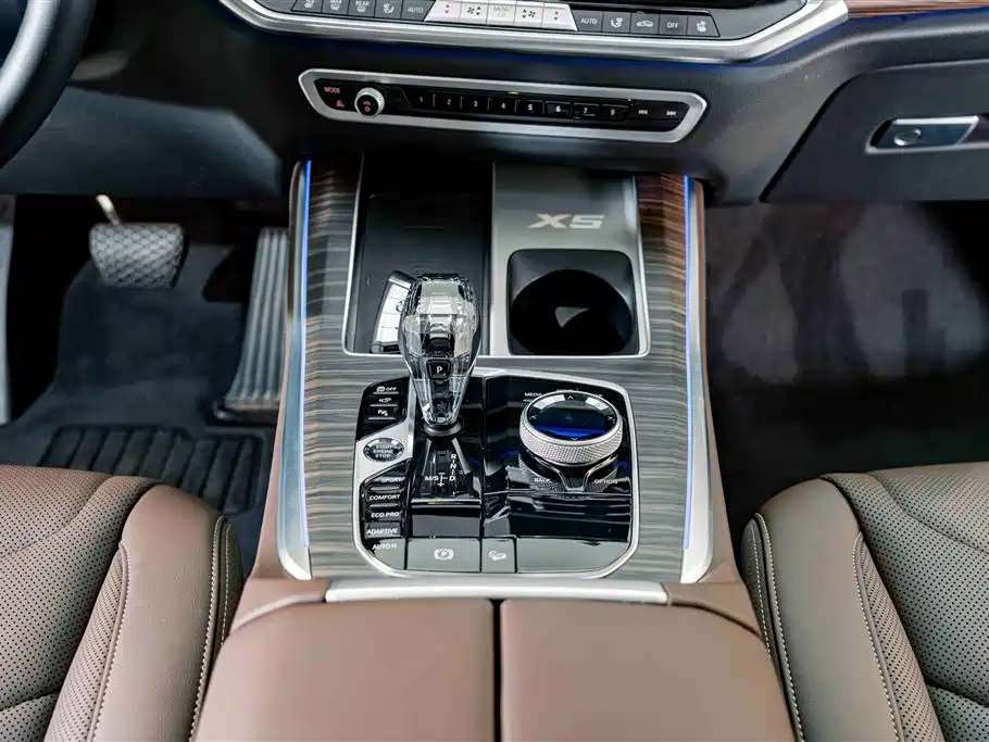 BMW X5 — миниатюра 15
