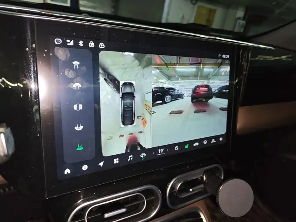 Leapmotor Leapmotor C01 — миниатюра 13