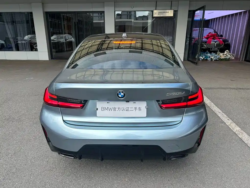 BMW 3 Series — миниатюра 4