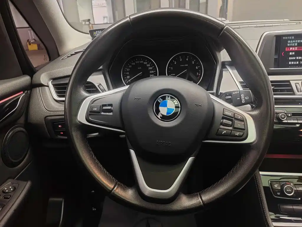 BMW 2 Series Gran Tourer — миниатюра 12
