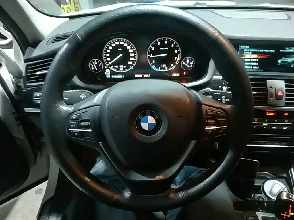 BMW X3 (Import) — миниатюра 11