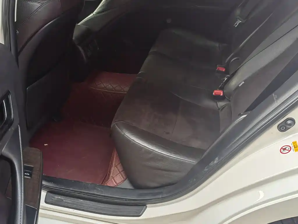 Toyota Reiz 2013 2.5V