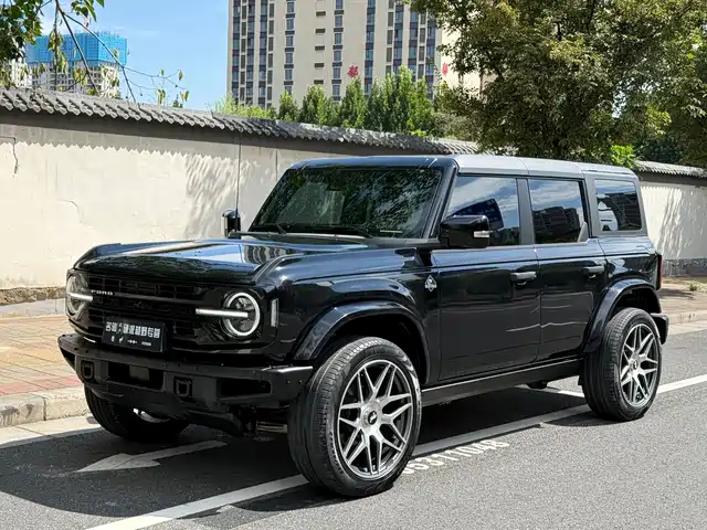 Ford Bronco
