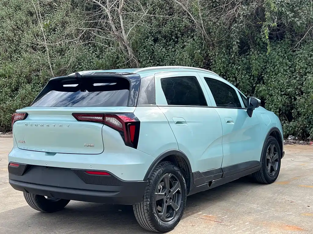 GEELY GEOMETRY E FIREFLY