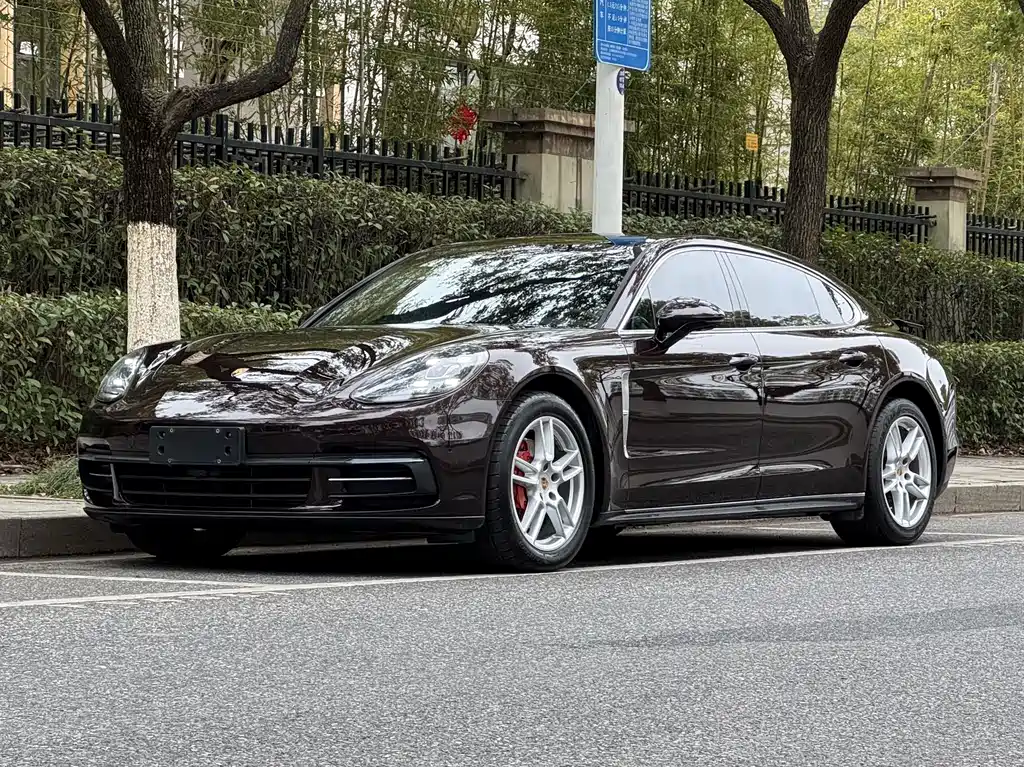 Купить Porsche Panamera