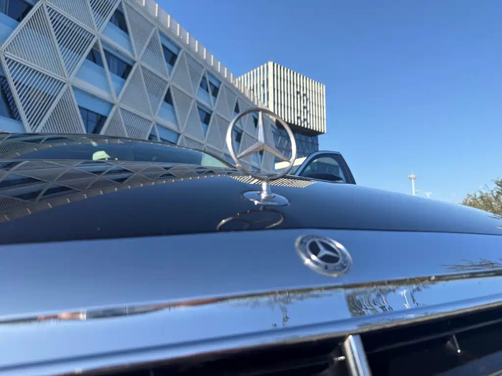 Mercedes-Benz E-Class — миниатюра 18