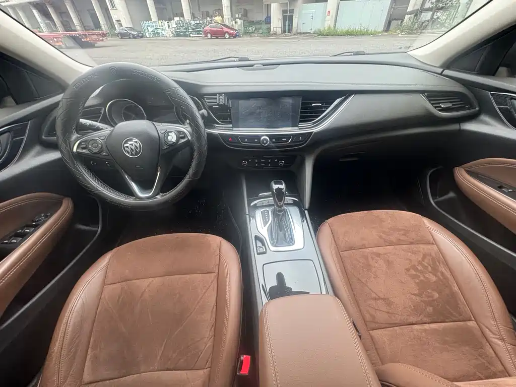 Buick Regal — миниатюра 6