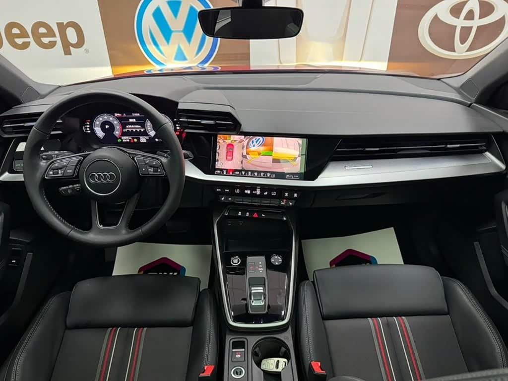 Audi A3 1.4 л 2022 г. красный/фиолетовый, пробег 44000 км