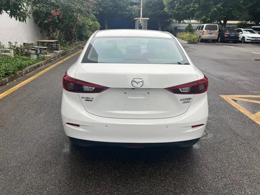 MAZDA 3 ANGKESAILA