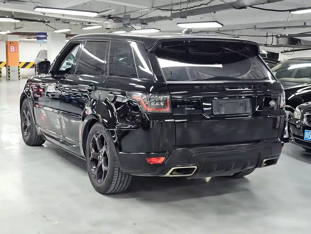 Land Rover Sport PHEV — миниатюра 6