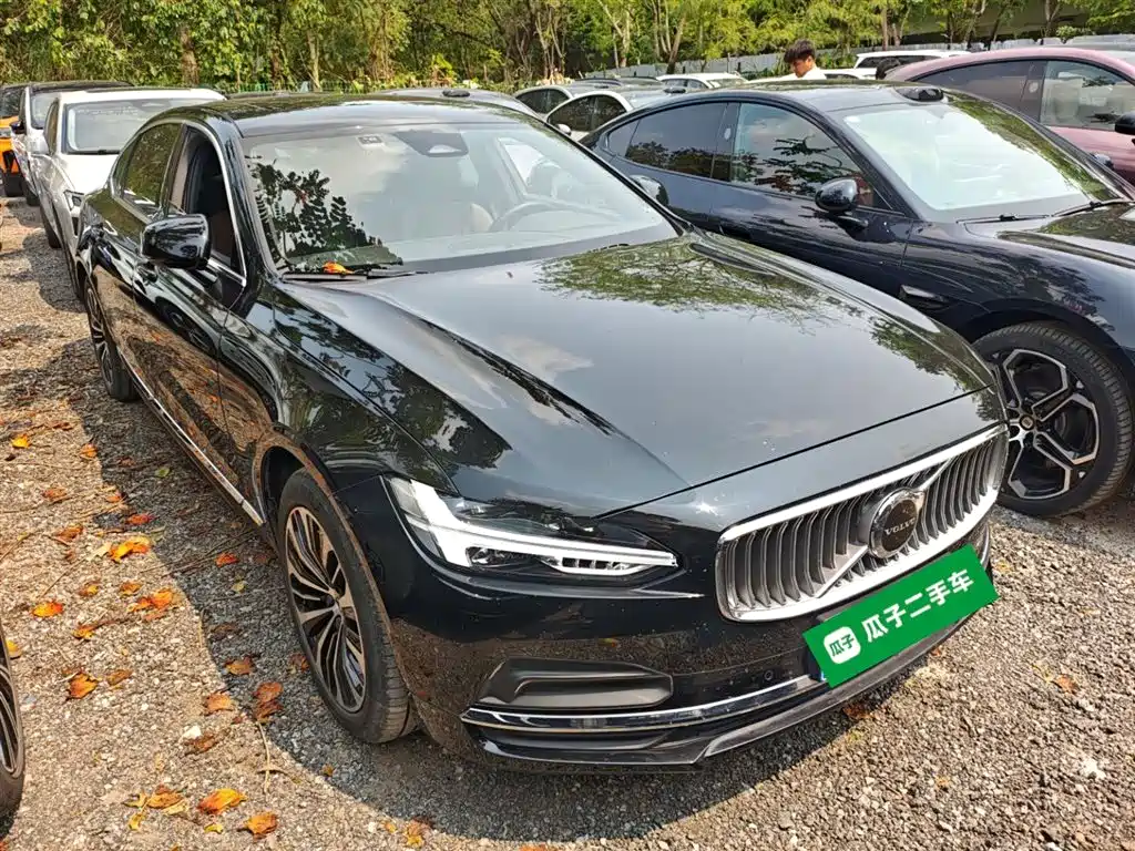 Volvo S90 2024 B5 Luxury