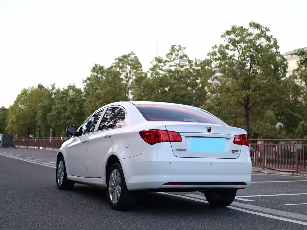Roewe 350 — миниатюра 4