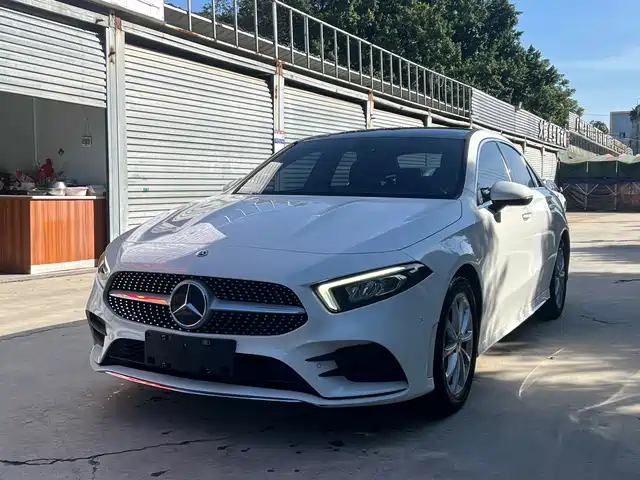 MERCEDES-BENZ A CLASS