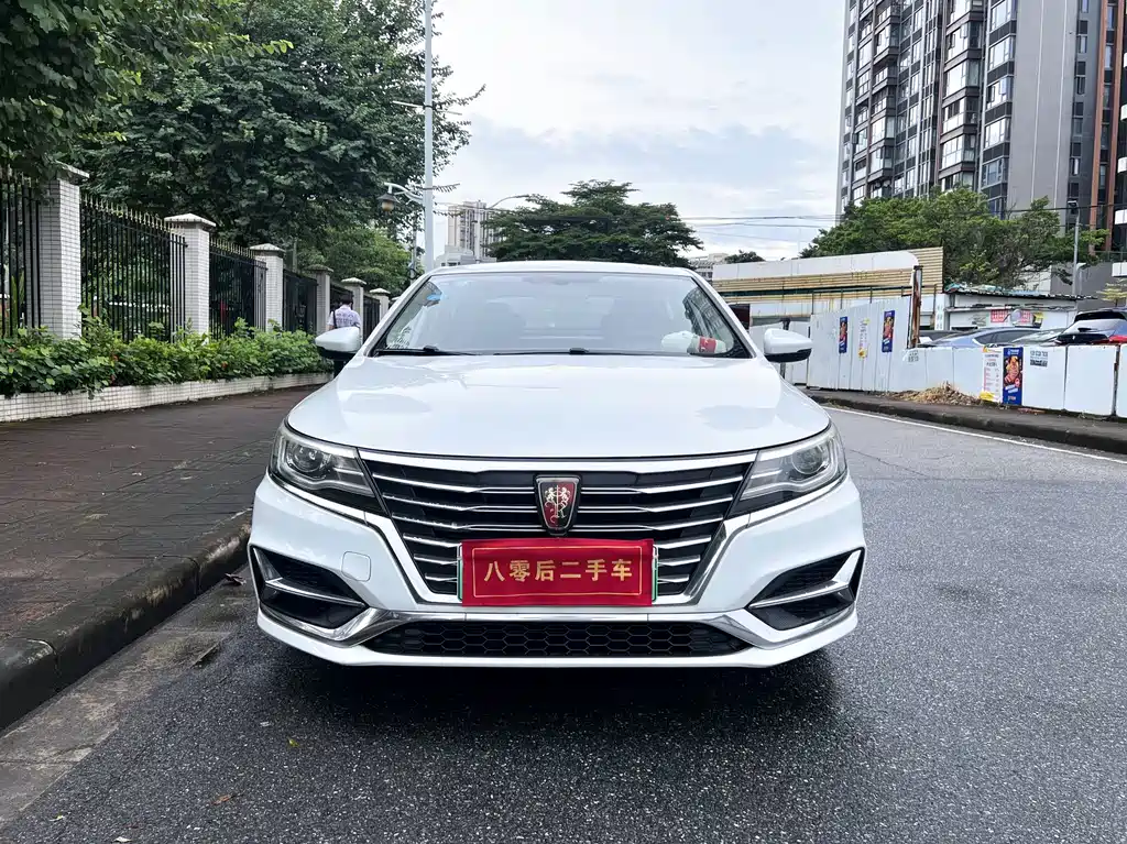 Roewe i6 New Energy — миниатюра 2