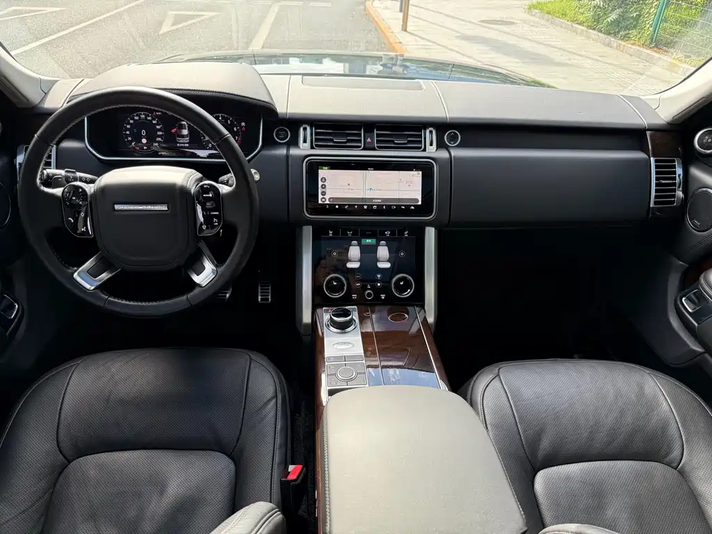 Land Rover Range Rover — миниатюра 21