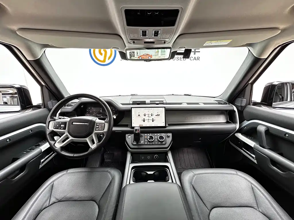 Land Rover Defender — миниатюра 17