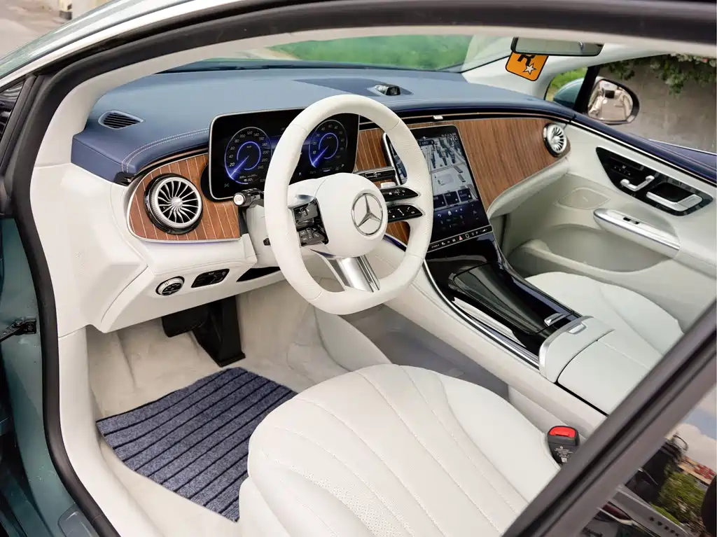 Mercedes-Benz EQE — миниатюра 11