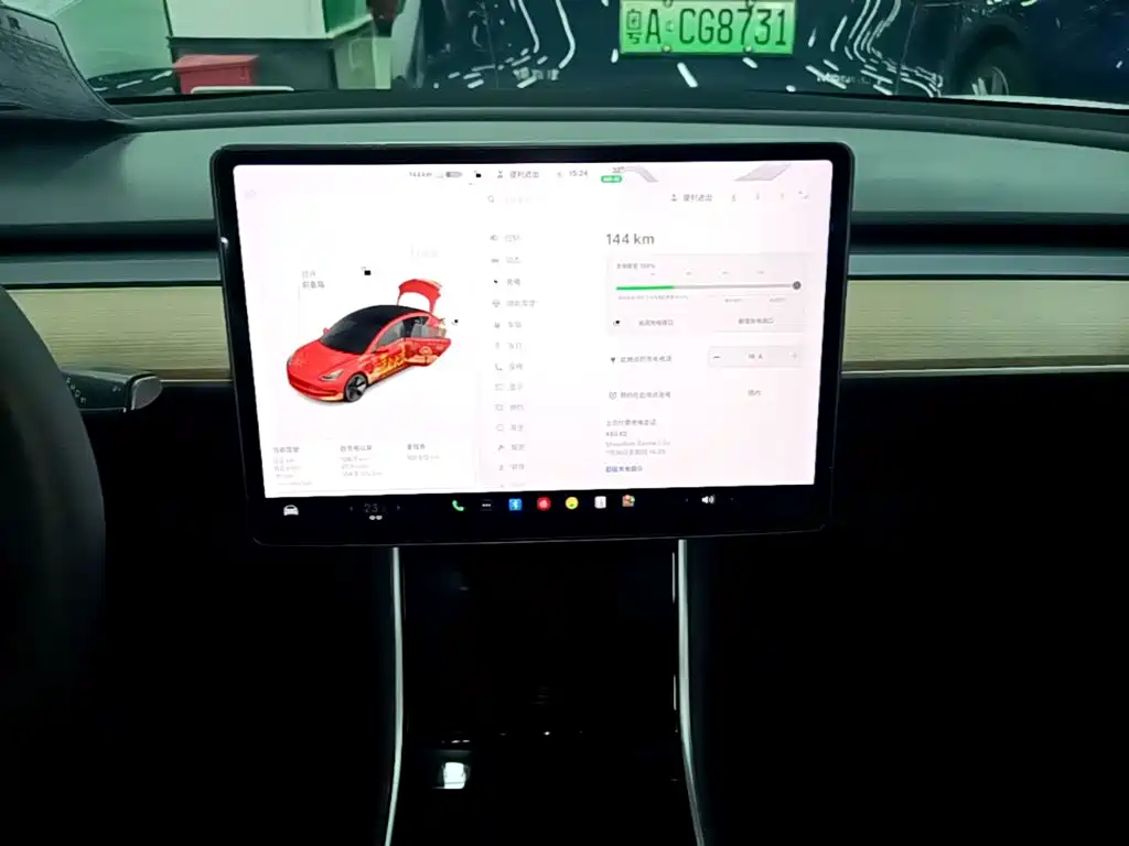 Tesla Model 3 — миниатюра 13