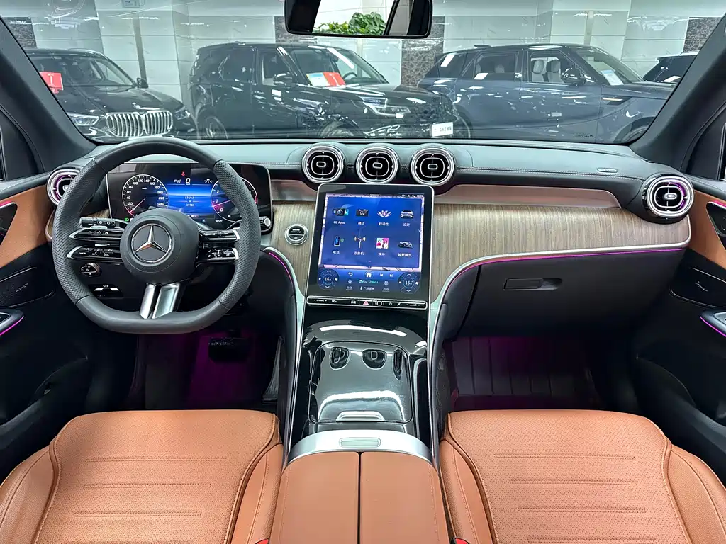 Mercedes-Benz GLC — миниатюра 12