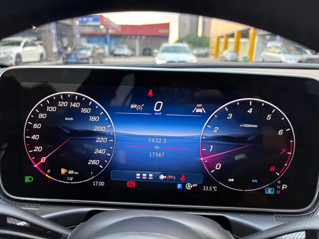 Mercedes-Benz C-Class — миниатюра 16