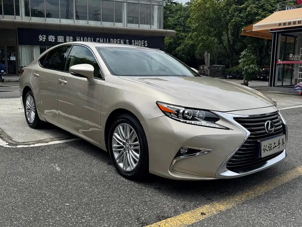 Lexus ES 2015 200 Elite