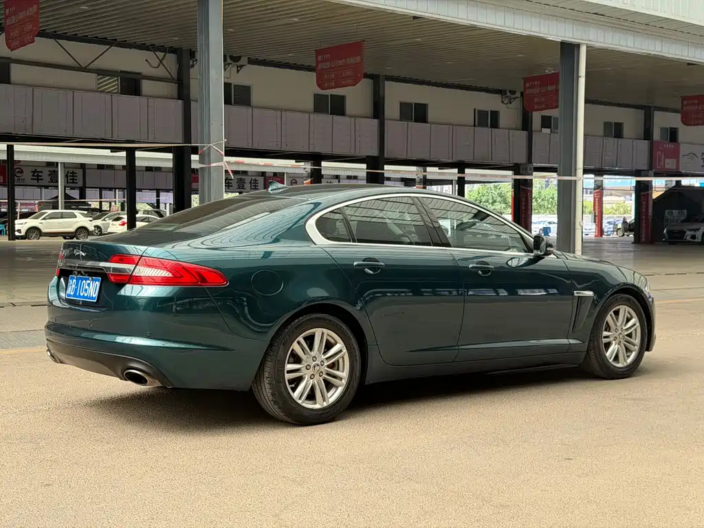 Jaguar XF — миниатюра 8
