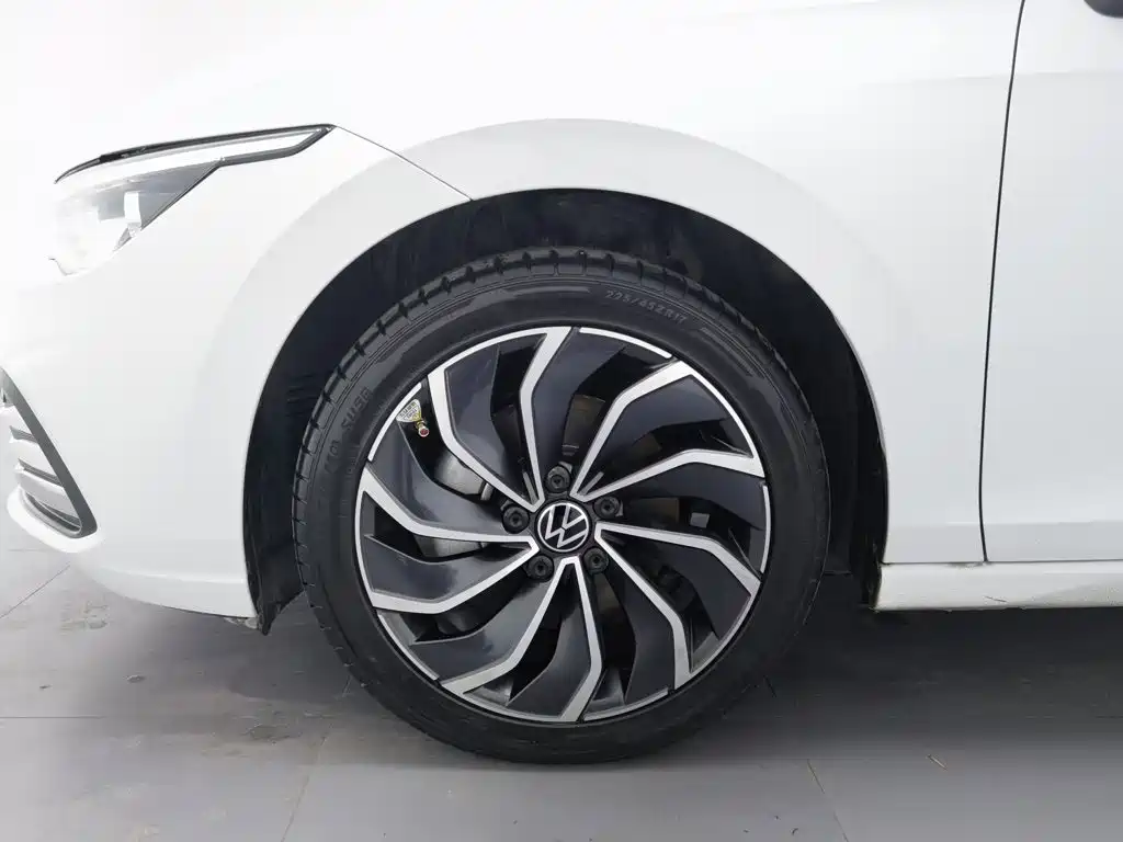 Volkswagen Golf — миниатюра 17