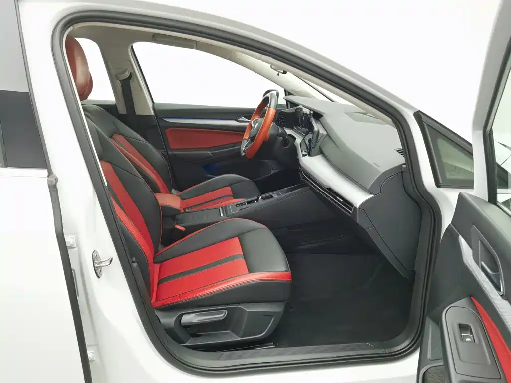 Volkswagen Golf — миниатюра 23