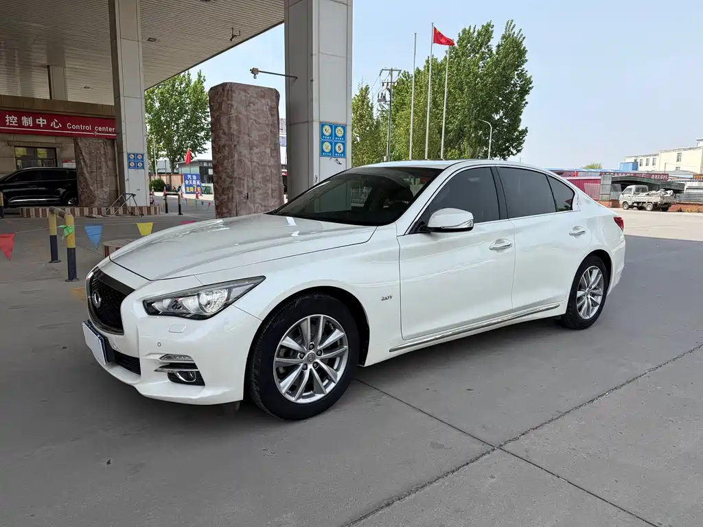 Infiniti Q50L 2017