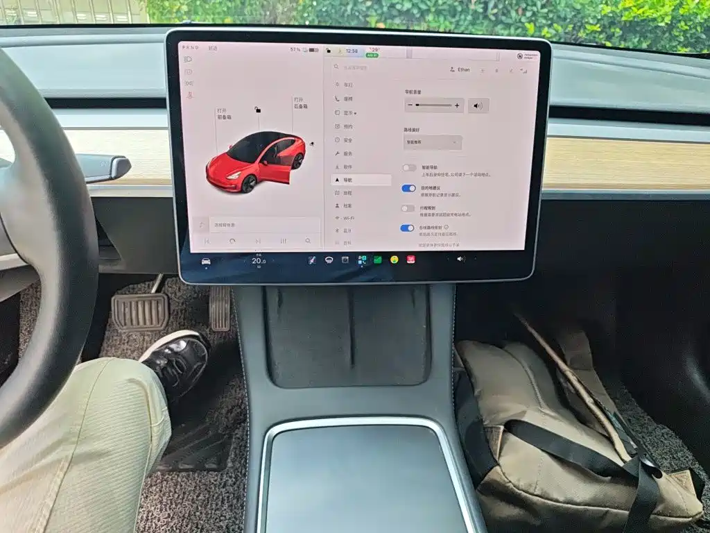 Tesla Model 3 — миниатюра 9