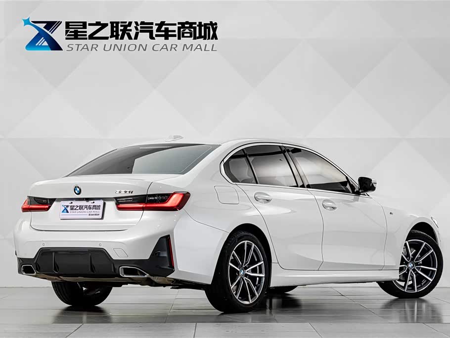 BMW 3 Series 2.0 л 2024 г. Белый, пробег 14900 км
