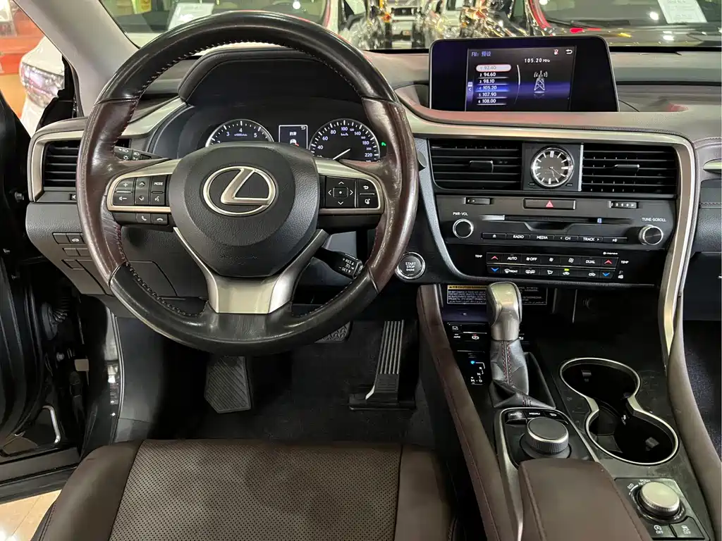 Lexus RX — миниатюра 14
