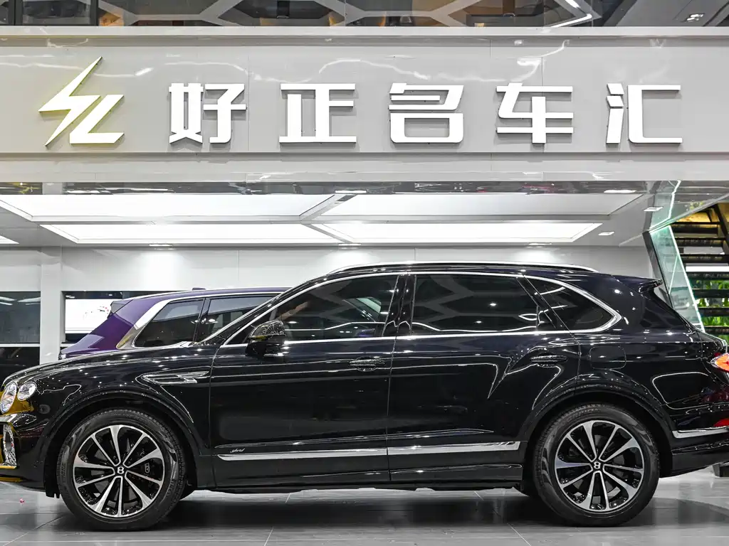 BENTLEY TIMYUE PLUG IN HYBRID