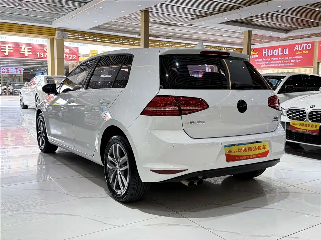 Volkswagen Golf 2015 1.4TSI AT Luxury